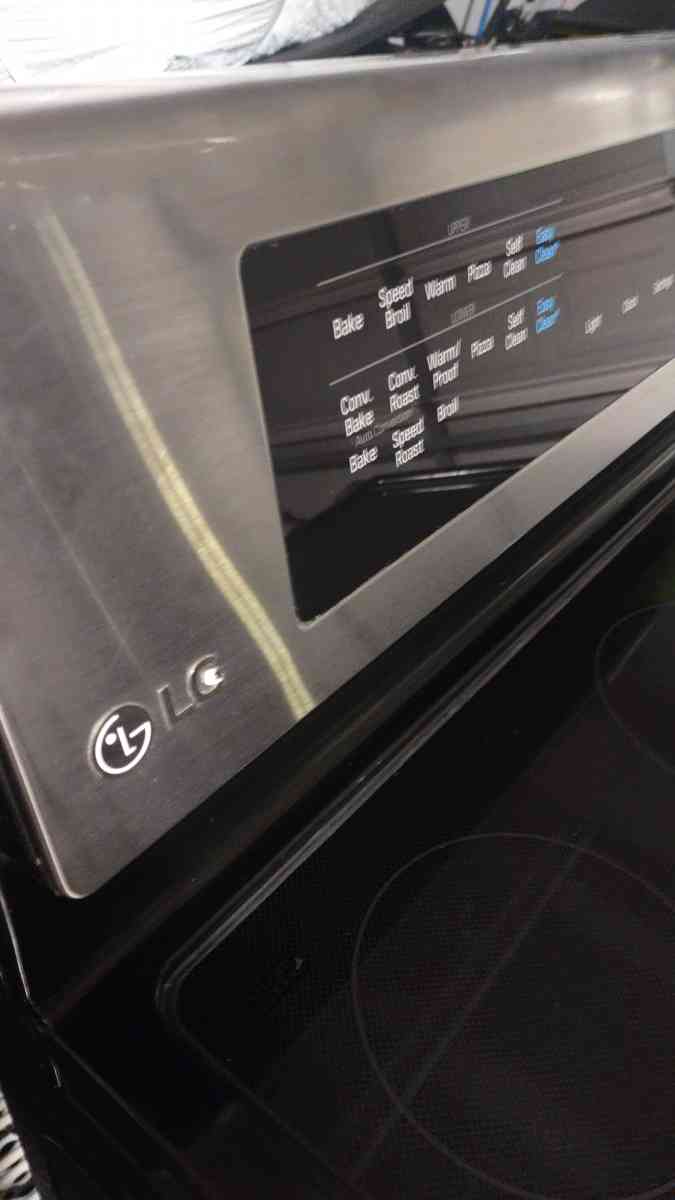 LG Electric stove oven - San Antonio, Texas - FleaMarketBay