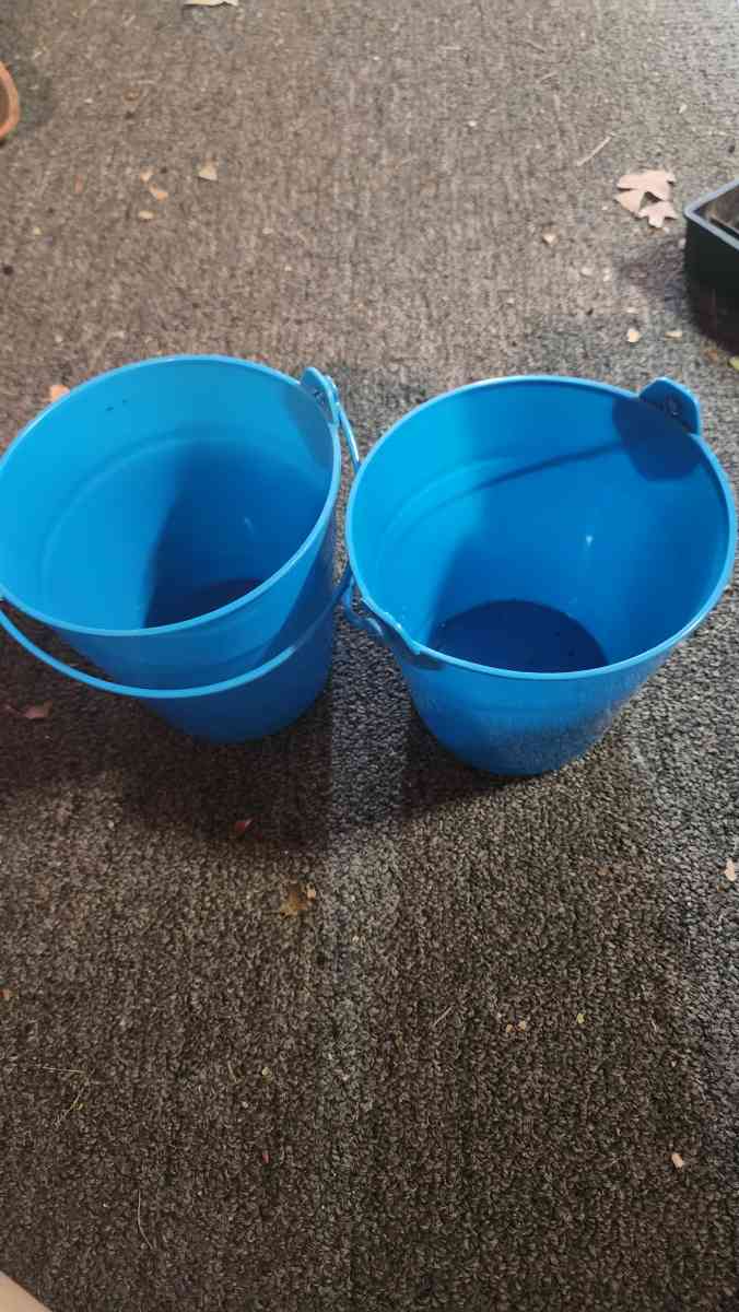 Small blue buckets perfect for pens on the desk - Hawley, Pennsylvania - FleaMarketBay