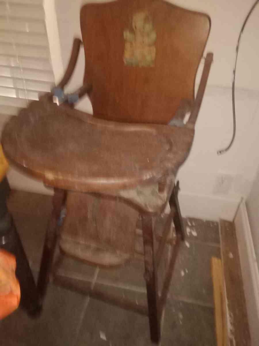 Original Wood Highchair - Aiken, South Carolina