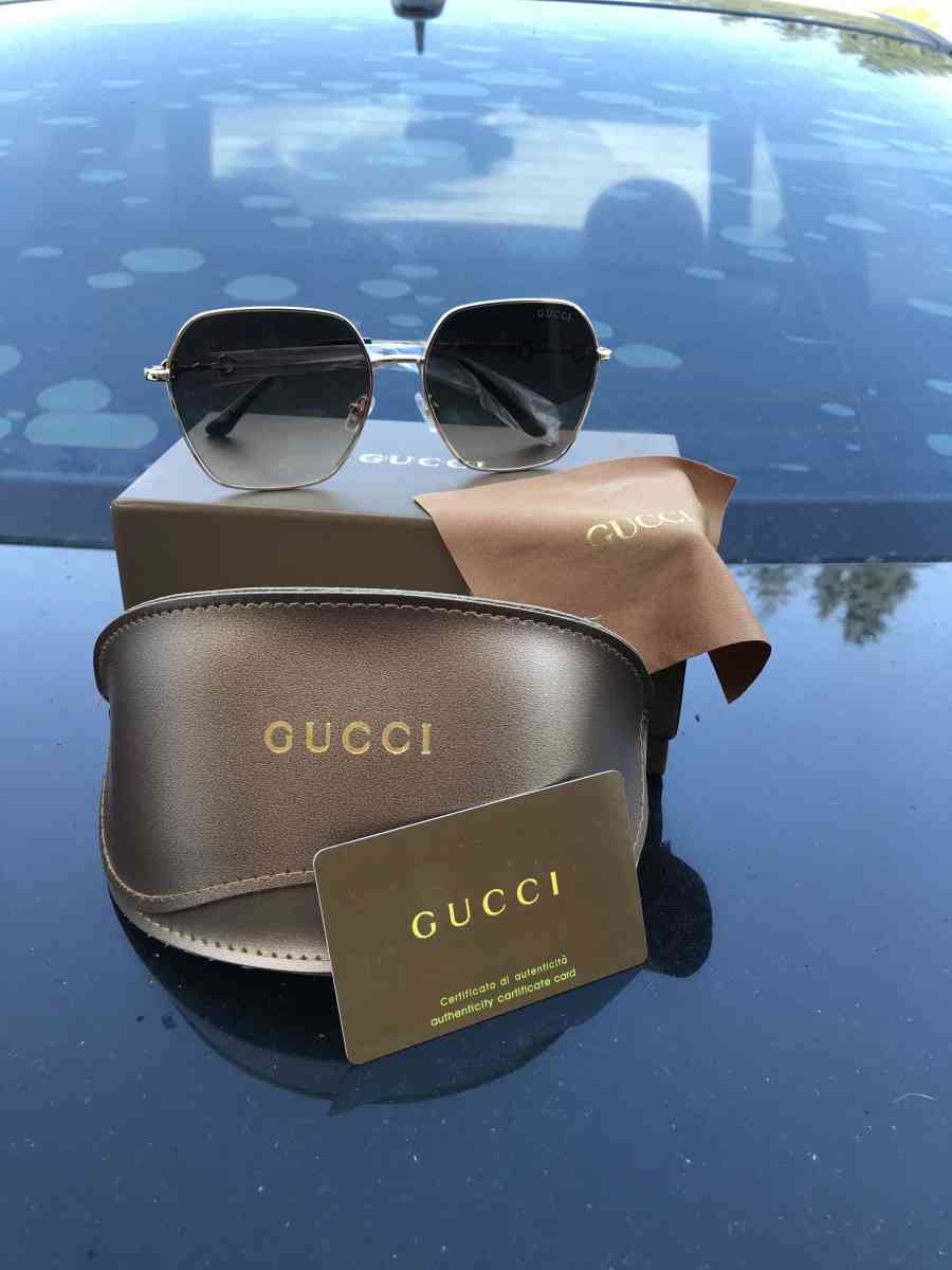 sunglasses - Renton, Washington