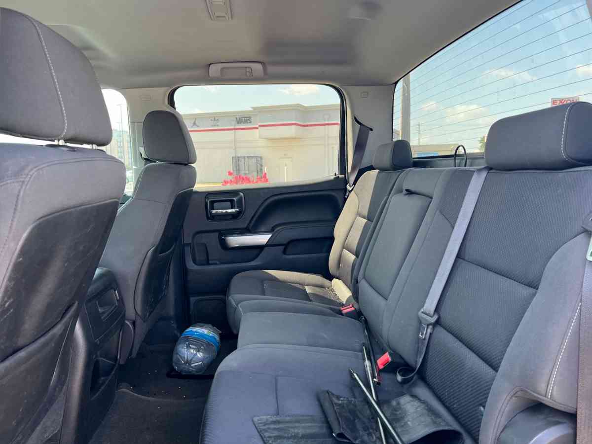 Chevrolet Silverado 2015 - Houston, Texas - FleaMarketBay