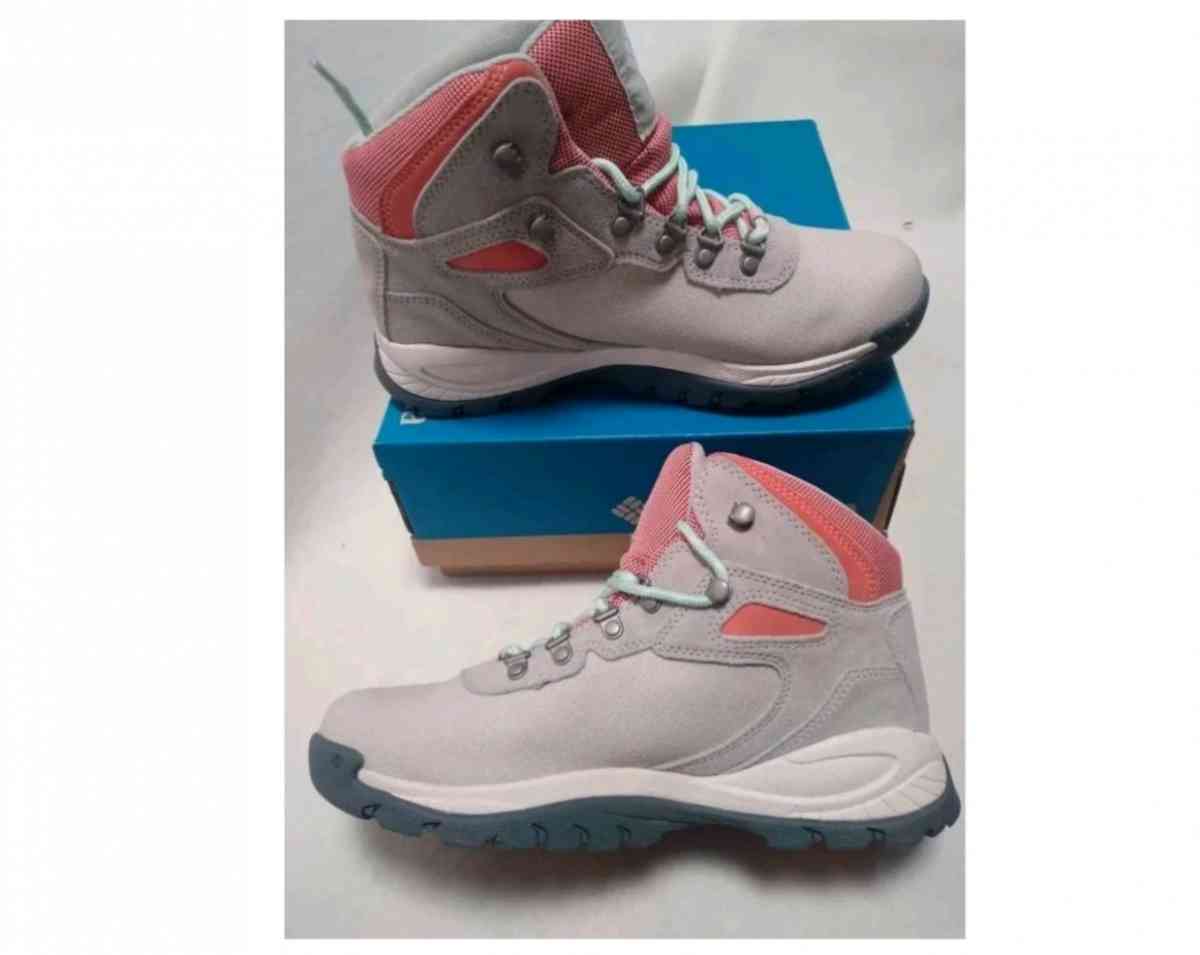 Columbia Newton Ridge women Waterproof Nimbus GrayCoral - Corning, California