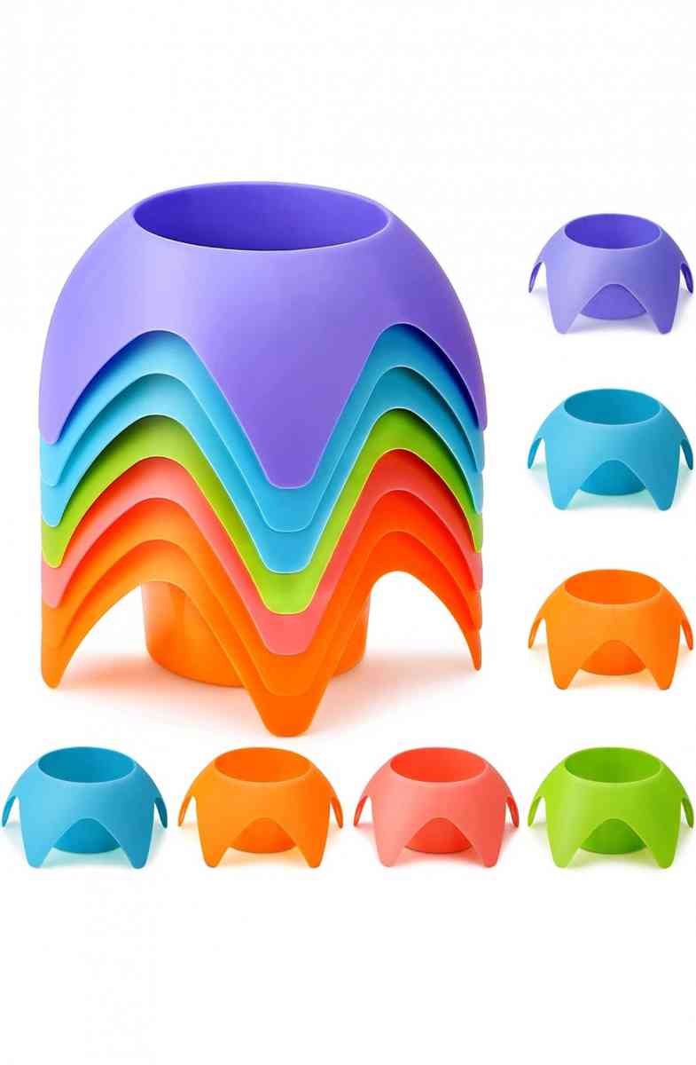 beach sand tables and cup holders - Belle Vernon, Pennsylvania - FleaMarketBay