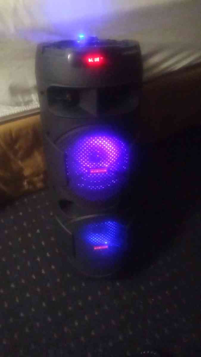 Bluetooth speaker - Lima, Ohio - FleaMarketBay