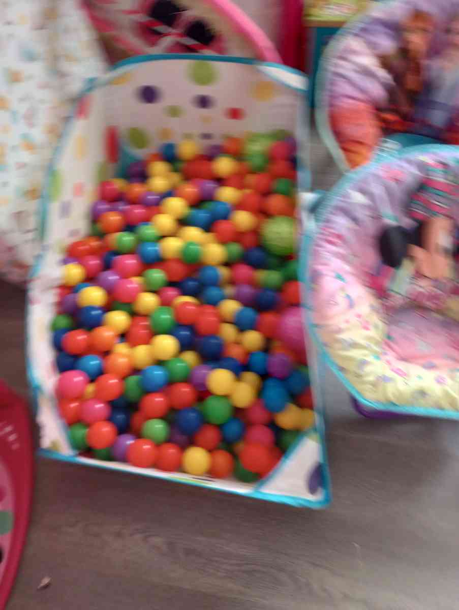 two bedroom apartments for sale everything must go 2000 for - Lebanon, Ohio - FleaMarketBay