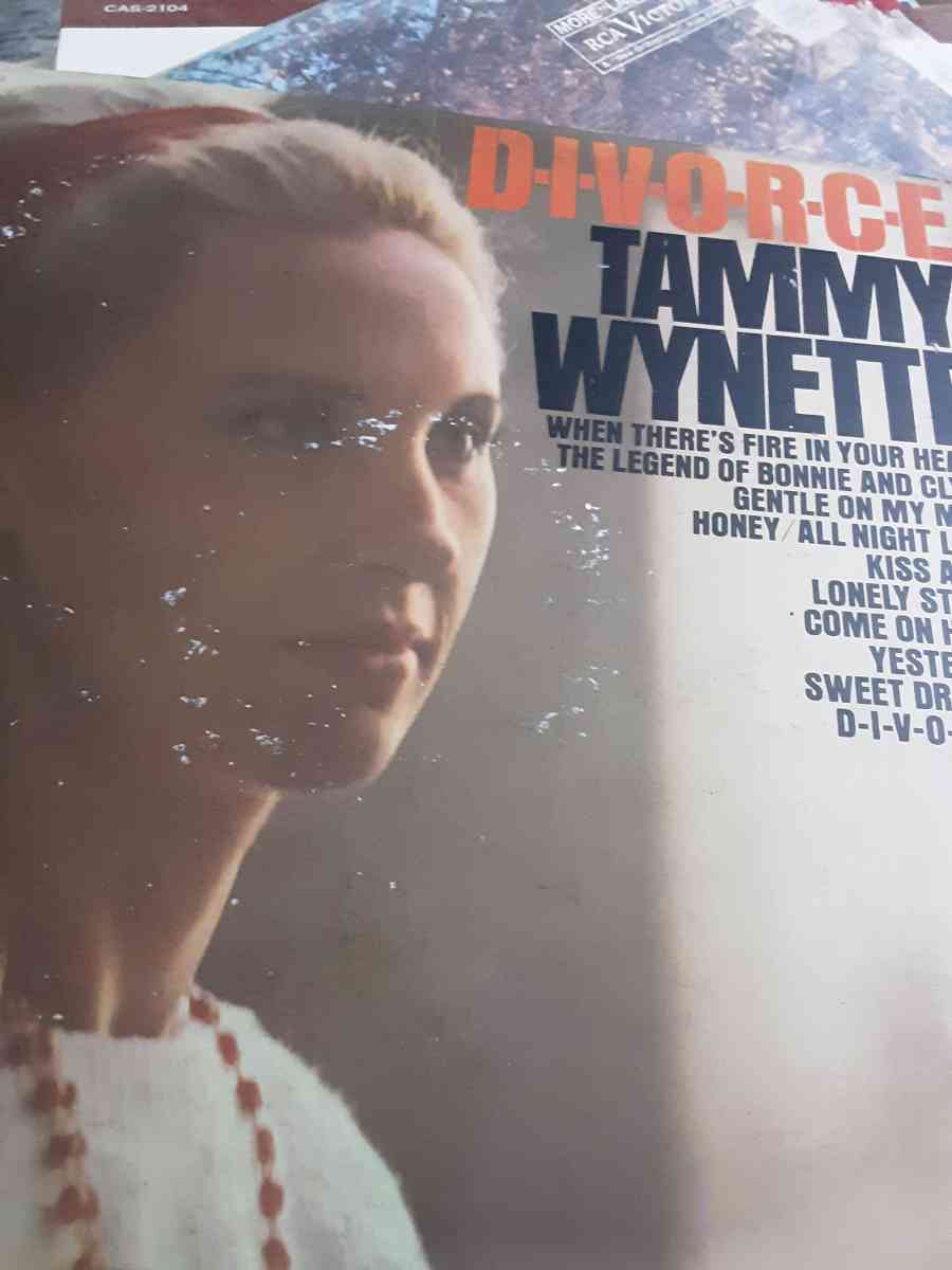 vinyal record - Carrollton, Georgia