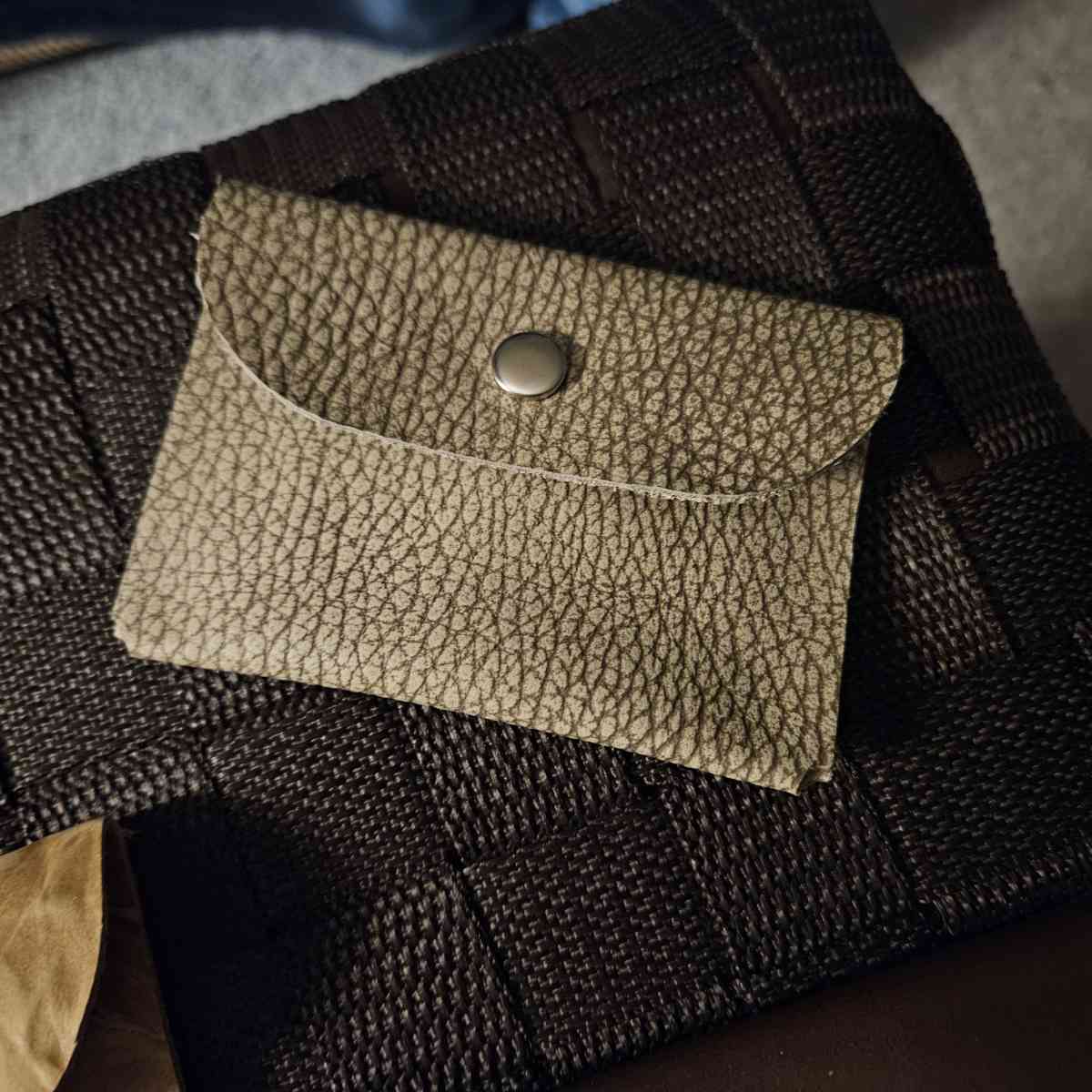 leather change purse  hand made - Buffalo, New York - FleaMarketBay