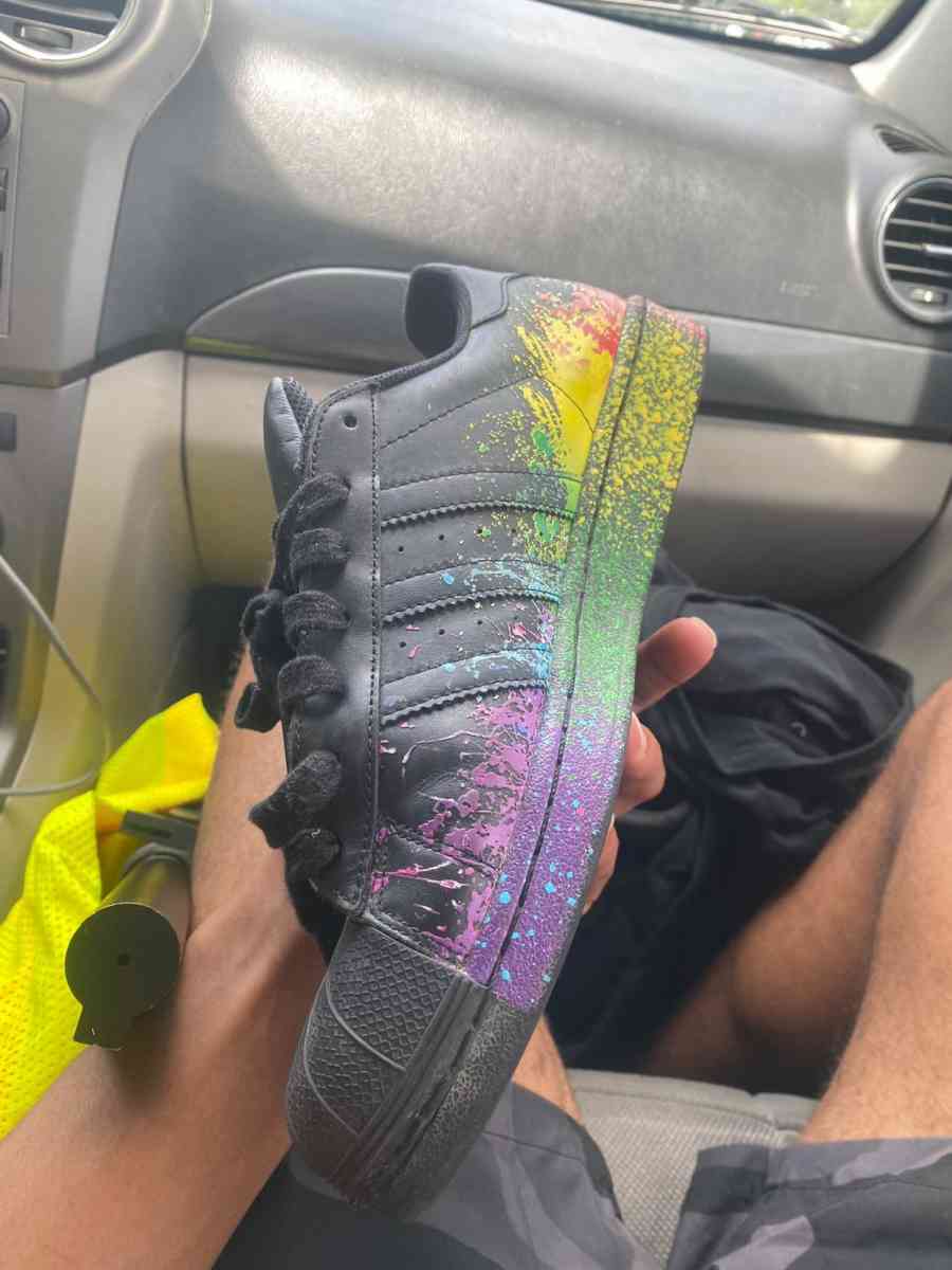 shoes size 9 17 - Abbeville, Louisiana