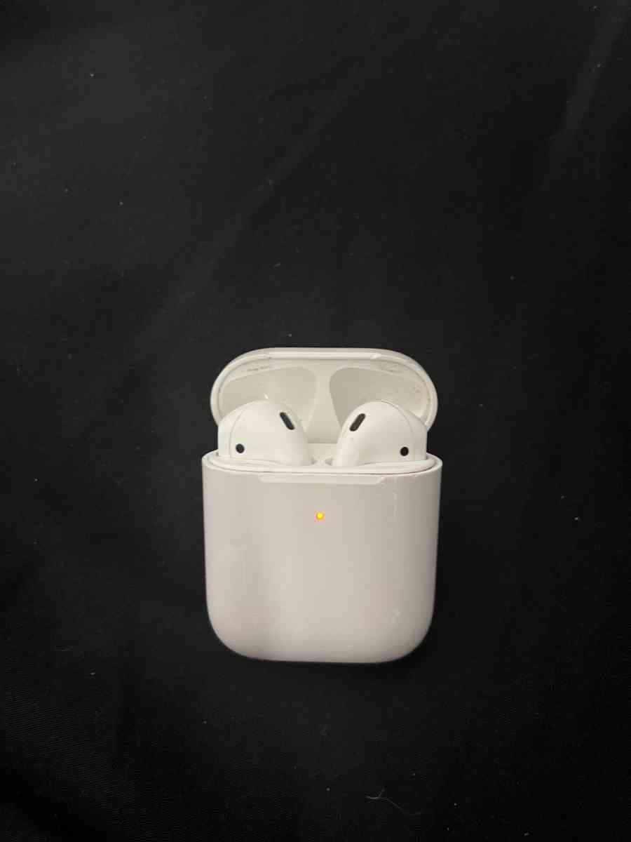 AirPods - Dallas, Texas - FleaMarketBay