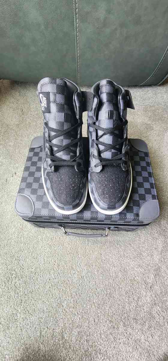 Louis Vuitton Sneakers