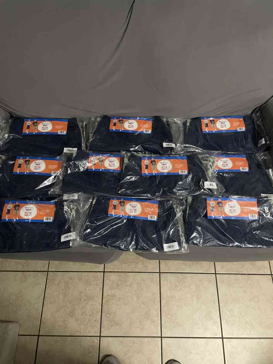 NEW MEMBER MARK 2 PACK BOYS WOVEN SHORTS SIZES1012 8 EACH ON - Pasadena, Texas