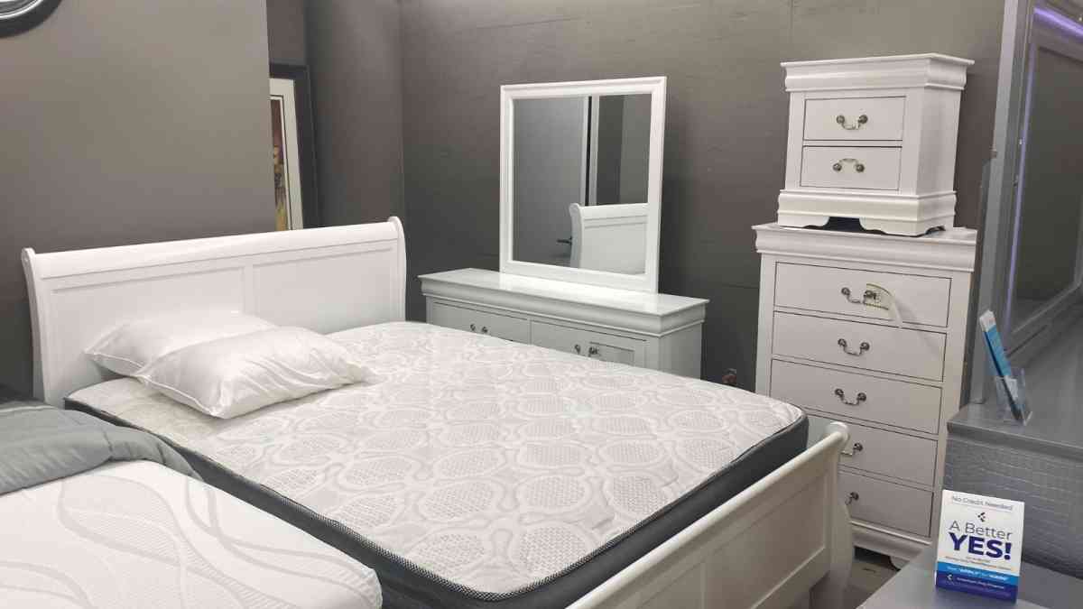 Louis Phillip white  Queen Bedroom Group  Queen Bed Dresser - Houston, Texas - FleaMarketBay