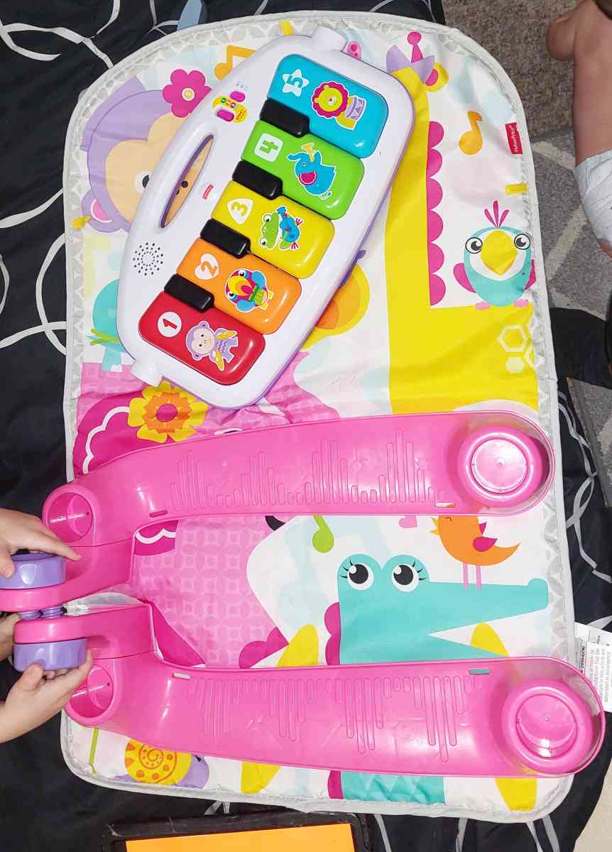 tummy time mat with piano - Frankfort, Kentucky