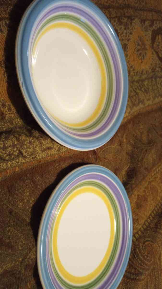Fine China Set - Jacksonville, North Carolina - FleaMarketBay
