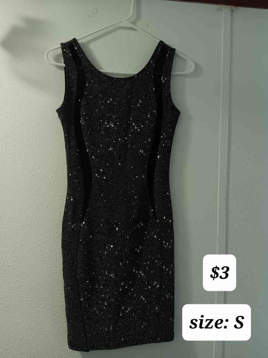 Dress Clothes - Desoto, Texas - FleaMarketBay