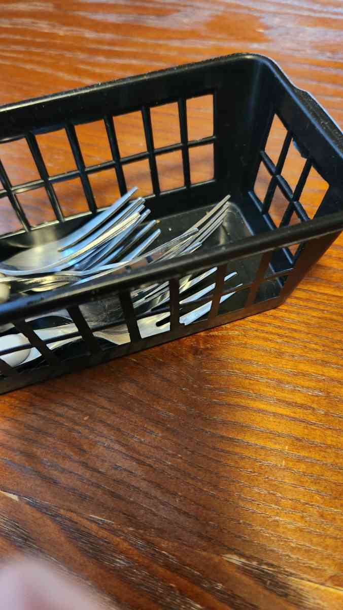 lot of forks - Hawley, Pennsylvania - FleaMarketBay