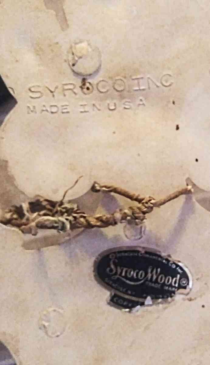 Oval stucco mirror - Pulaski, New York - FleaMarketBay