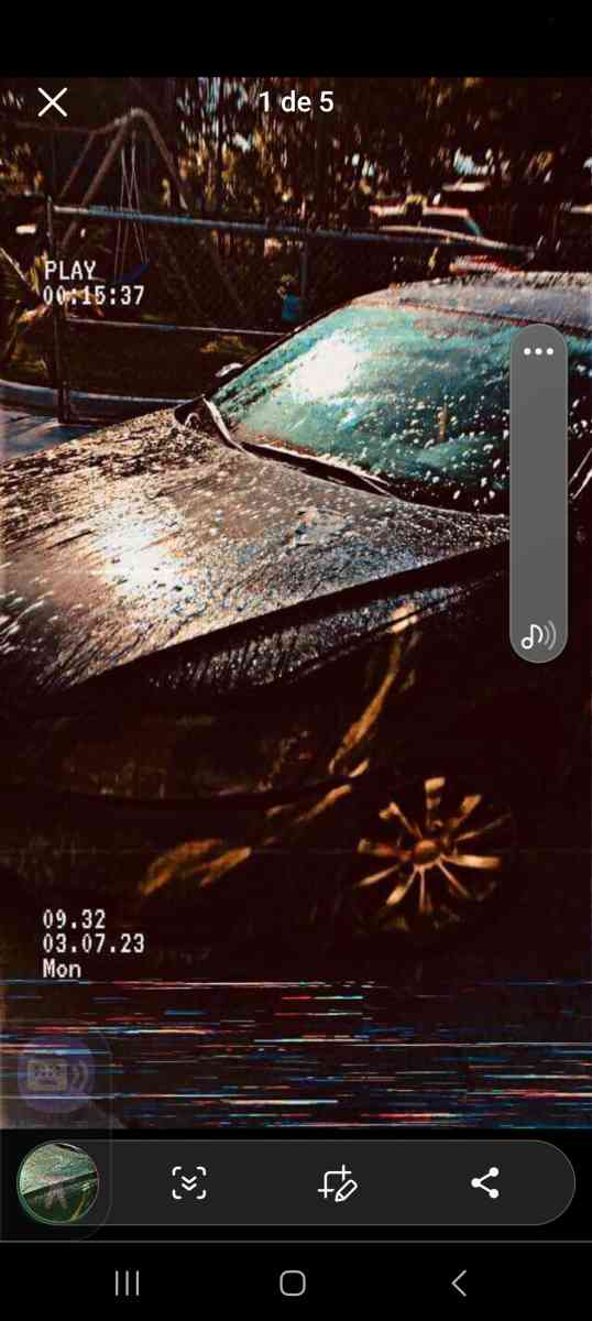 carro - North Miami Beach, Florida - FleaMarketBay