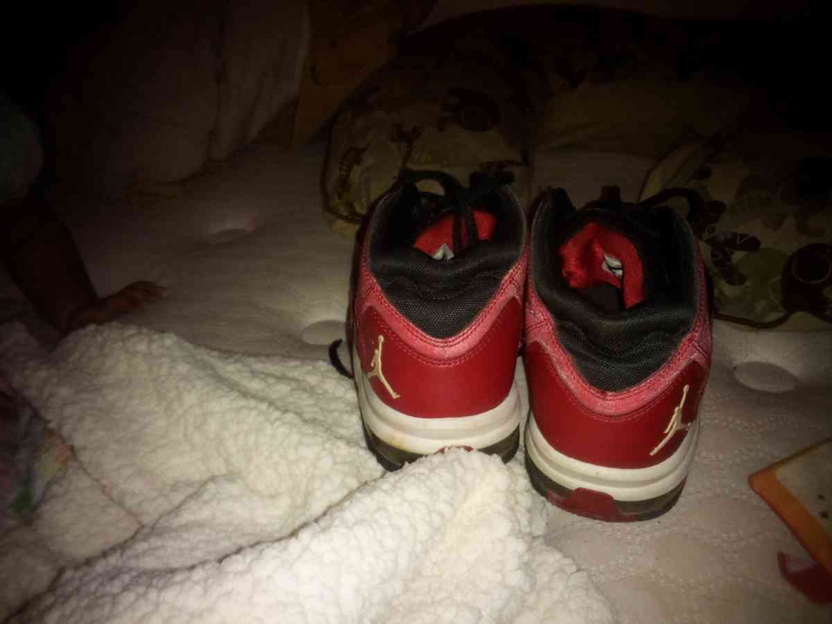 Jordan shoes - Davidson, North Carolina - FleaMarketBay