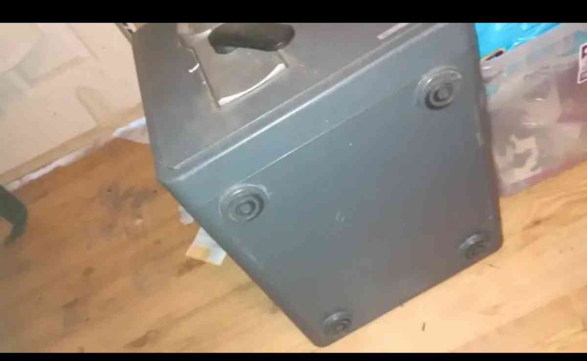 first alert safe - Houston, Texas - FleaMarketBay