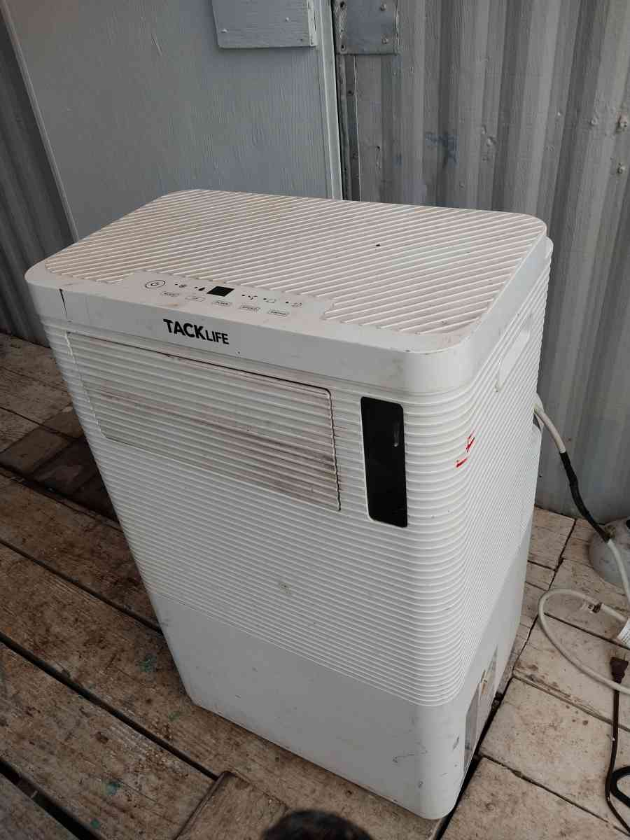 TACKlife portable AC - San Antonio, Texas