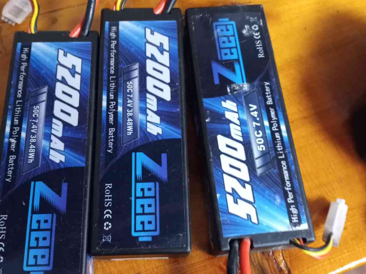 Redcat Hexfly Quick Charger Plus 3 Batteries Like New - Eden, North Carolina - FleaMarketBay