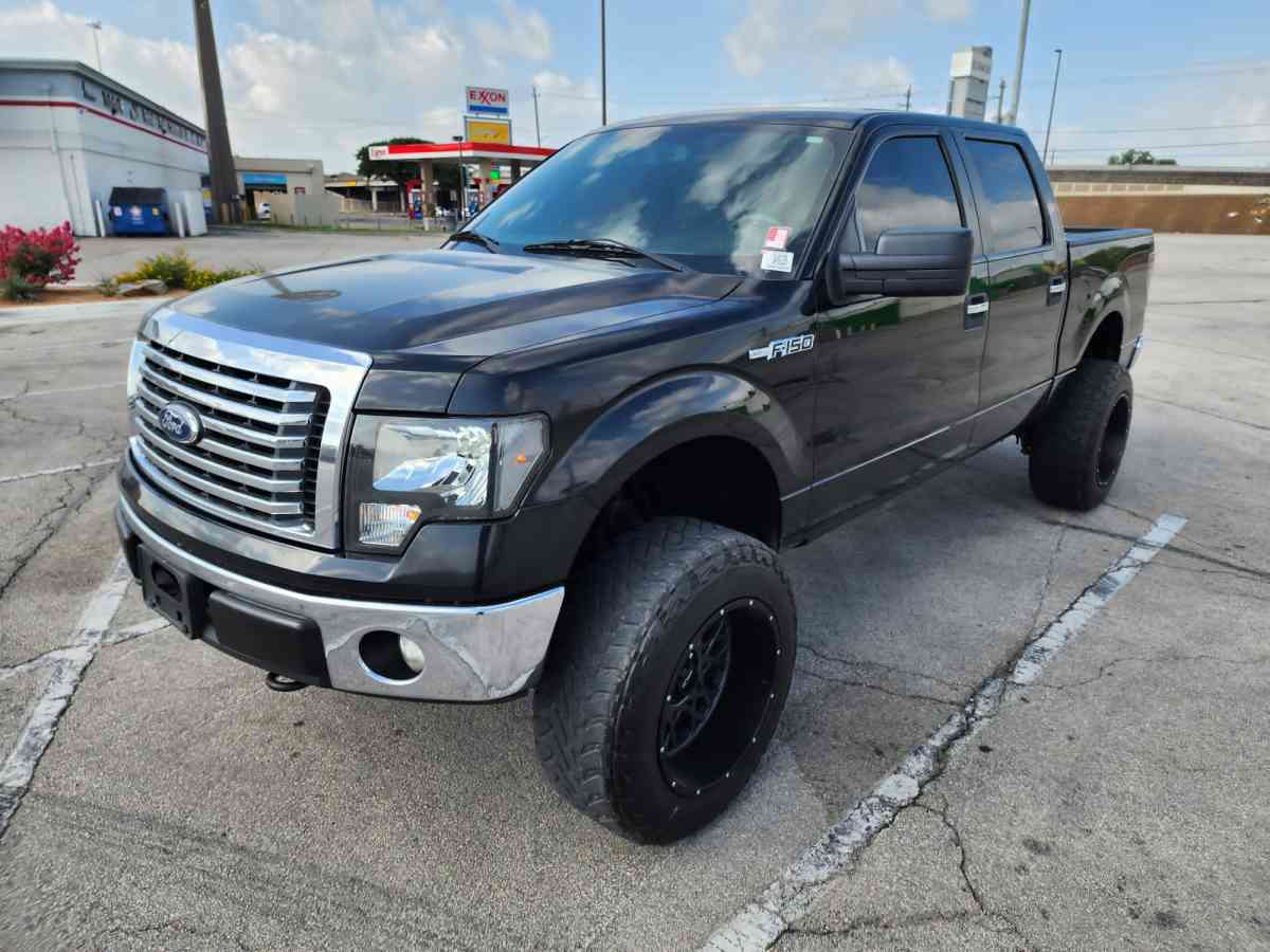 Ford F150 LIFTED 2013 - Houston, Texas