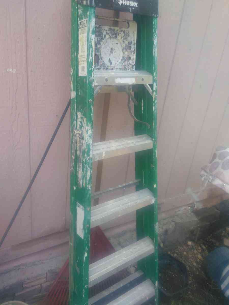 8ft husky latter - San Antonio, Texas