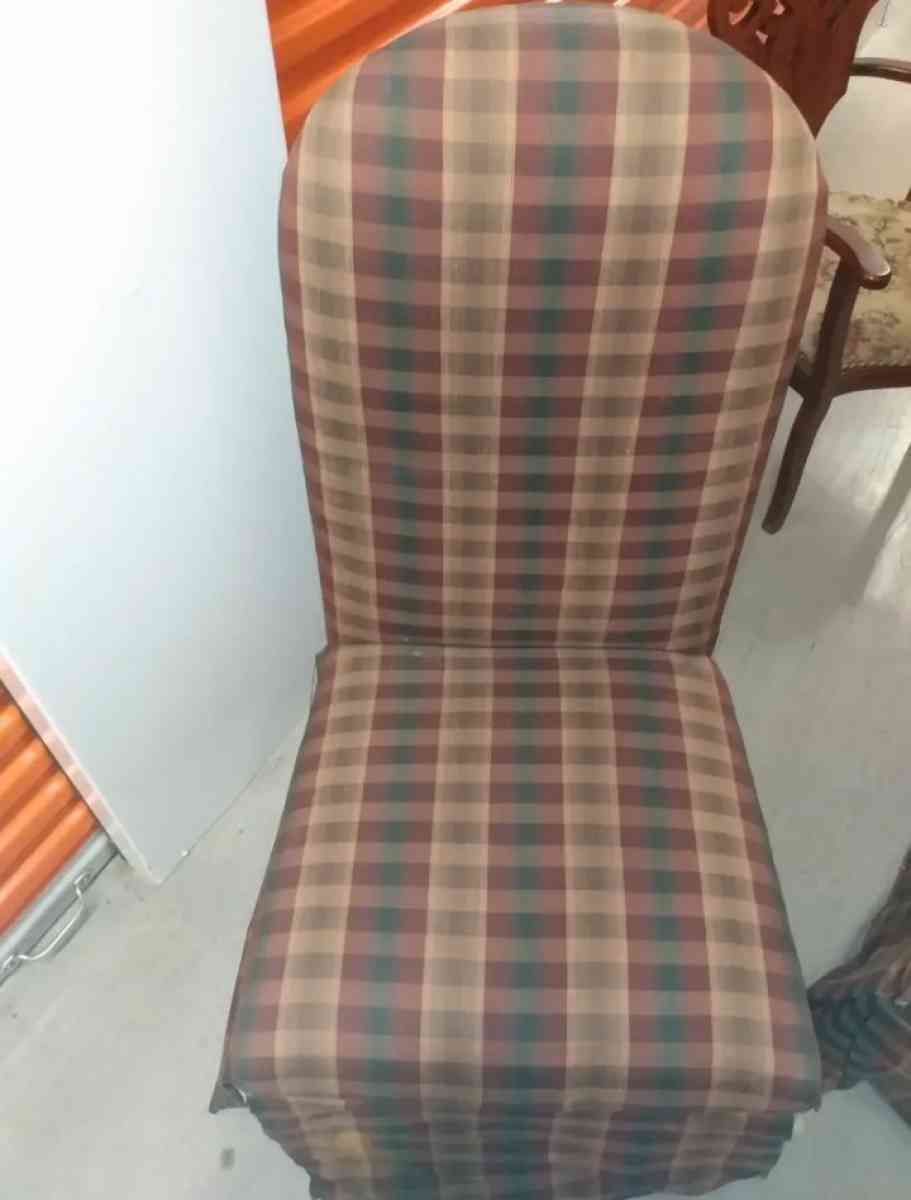 beautiful 2 accent chairs - Houston, Texas - FleaMarketBay