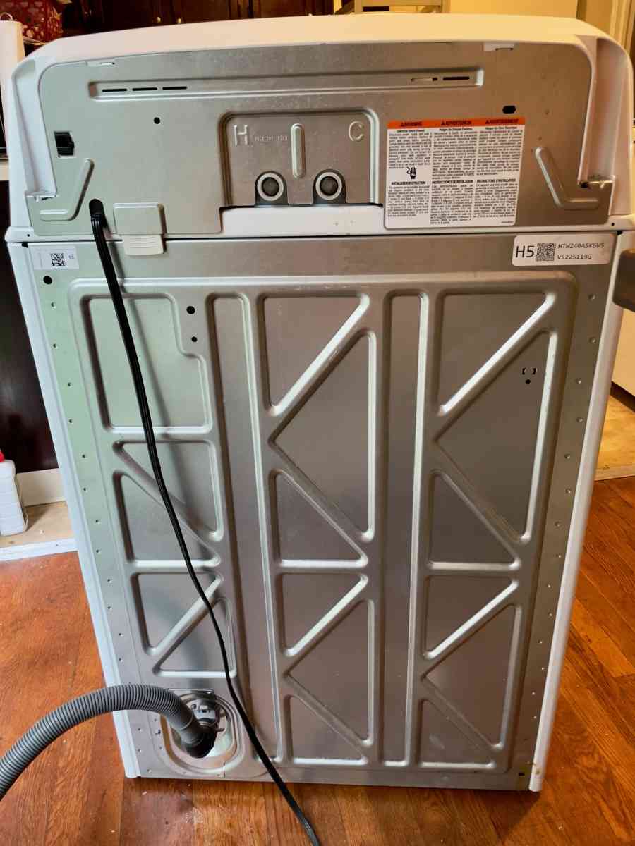 Hotpoint HTW240ASKWS 38 Cu Ft White Top Load Washer - Columbus, Ohio - FleaMarketBay