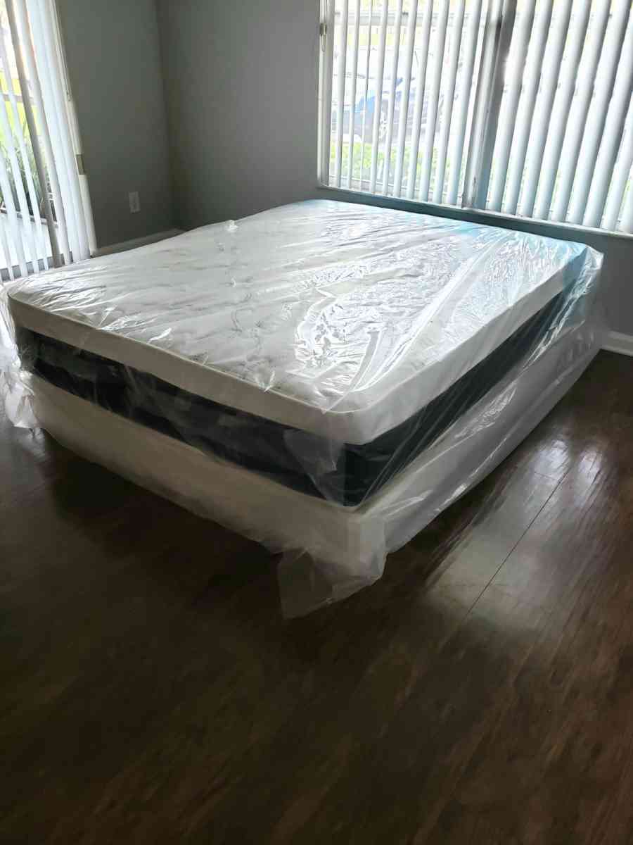 NEW QUEEN PILLOW TOP SET MATTRESS AND BOX SPRING2PCS - Lake Worth, Florida - FleaMarketBay