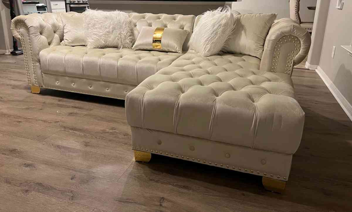 Yaz Cream Sectional with gold legs we have delivery  today 4 - Houston, Texas - FleaMarketBay