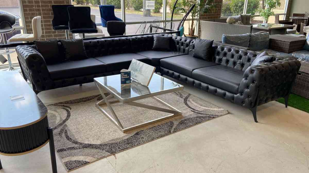 SPECIAL PRICE ONLY ON THIS MONTH pandora blck  sectional sla - Houston, Texas - FleaMarketBay