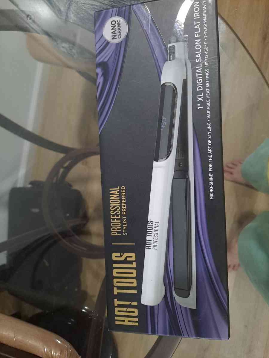 Salon Professional Digital Flat Iron - Bronx, New York - FleaMarketBay