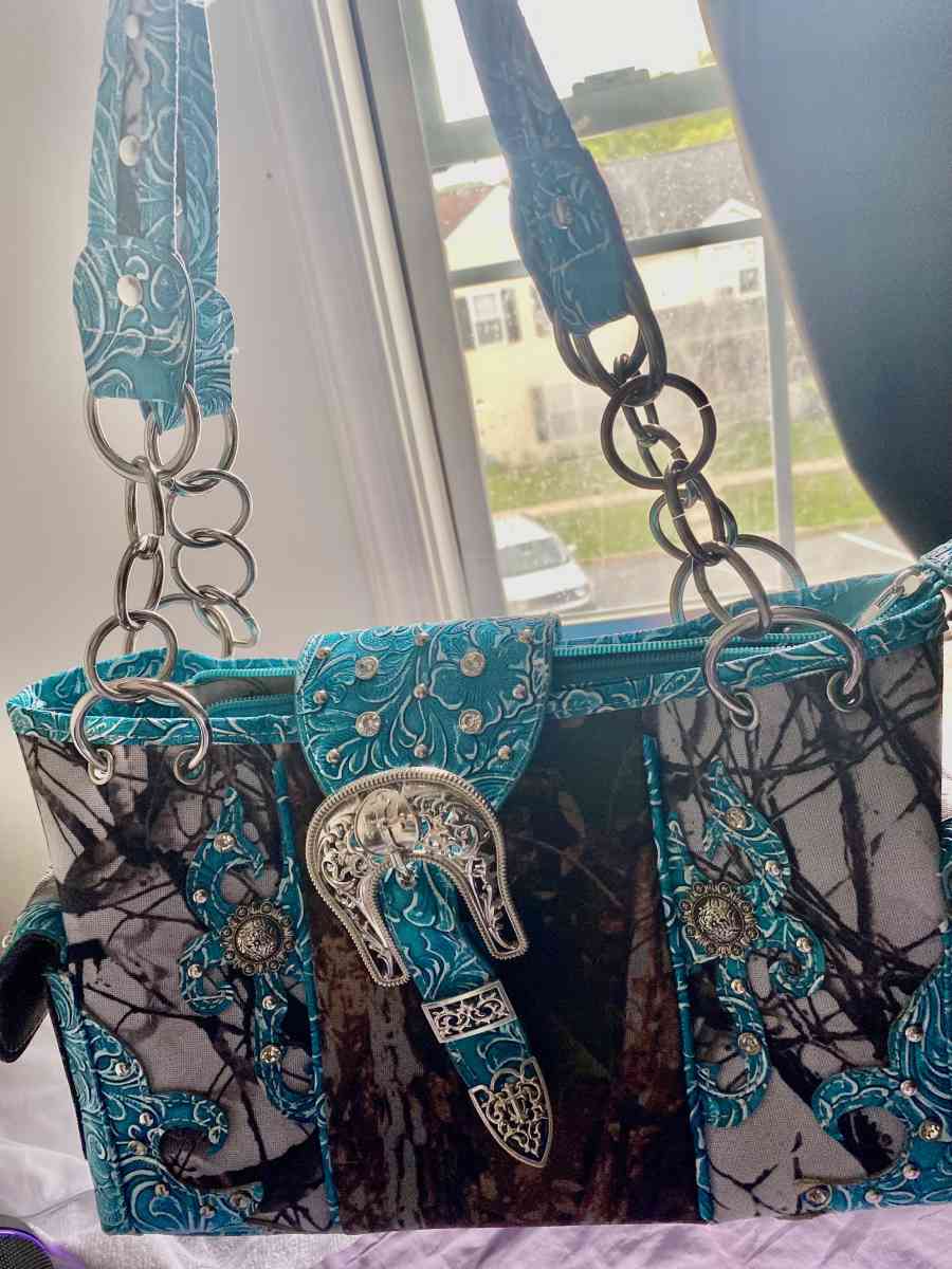 camo purse with a camo wallet - Hedgesville, West Virginia