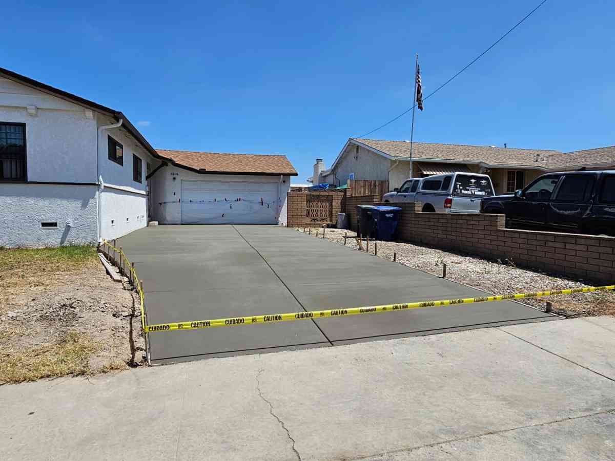 We Do Concrete Nosotros Hacemos Concretos - El Cajon, California - FleaMarketBay