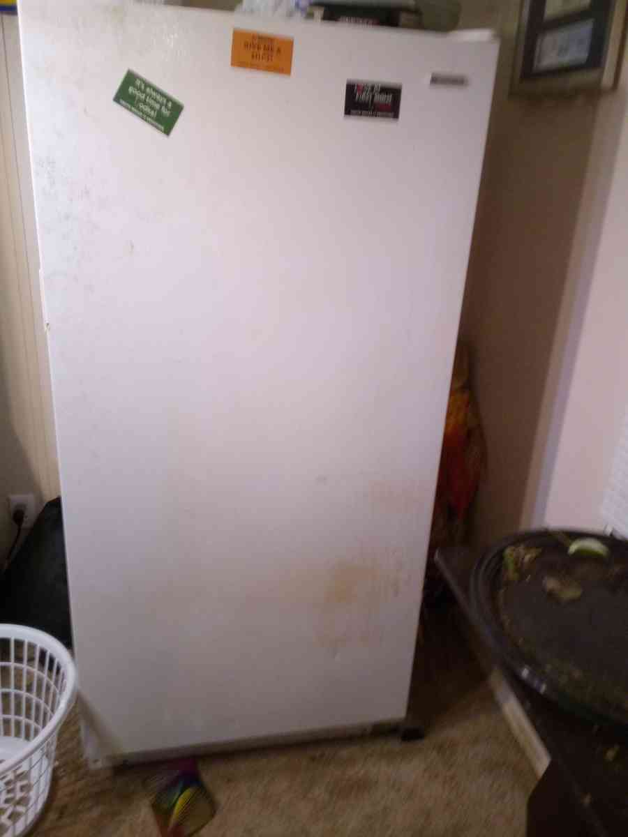 small refrigerator - Fort Worth, Texas