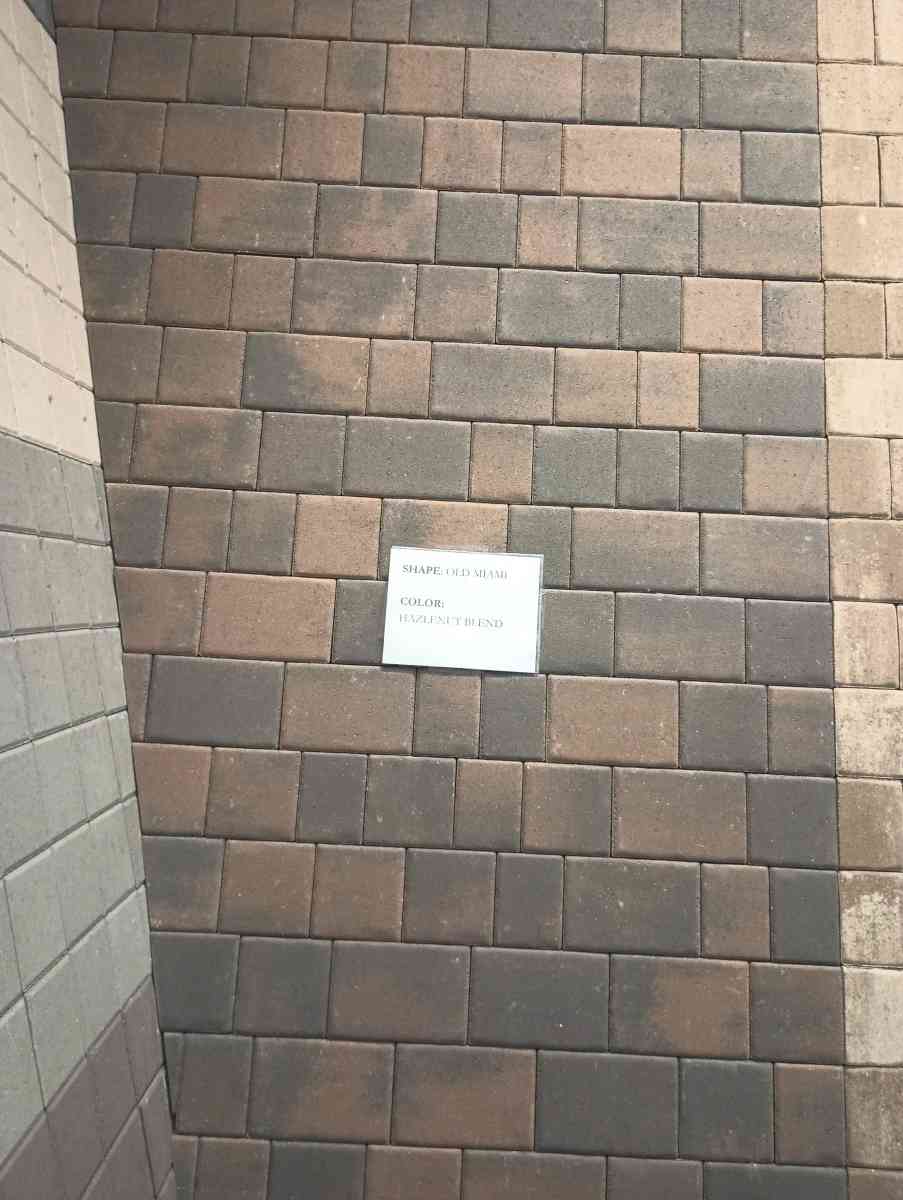 pavers bueno i usado - Altamonte Springs, Florida - FleaMarketBay