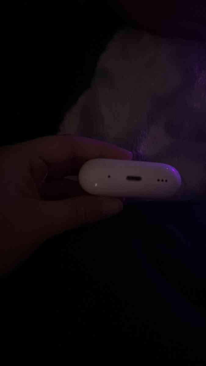 air pods pros - Texas City, Texas - FleaMarketBay