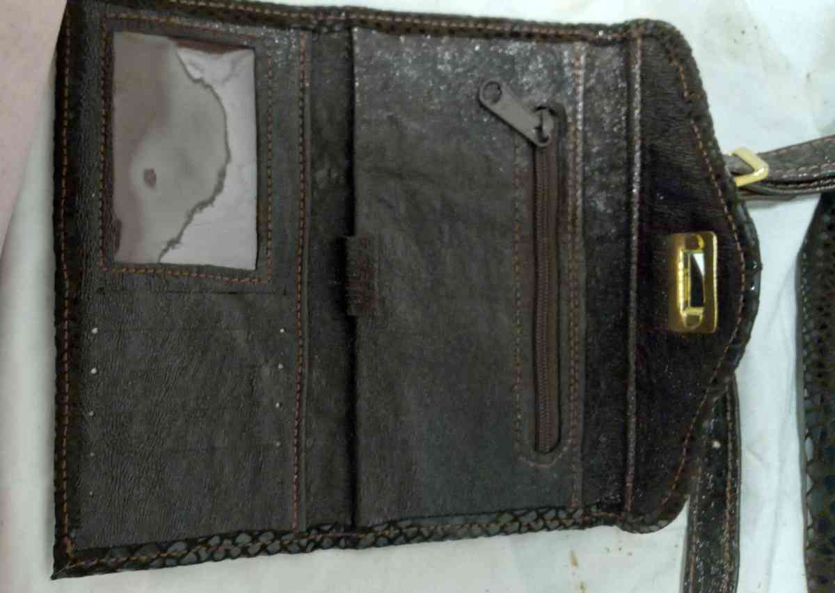 Handmade Genuine Purse and Wallet - Texas City, Texas - FleaMarketBay
