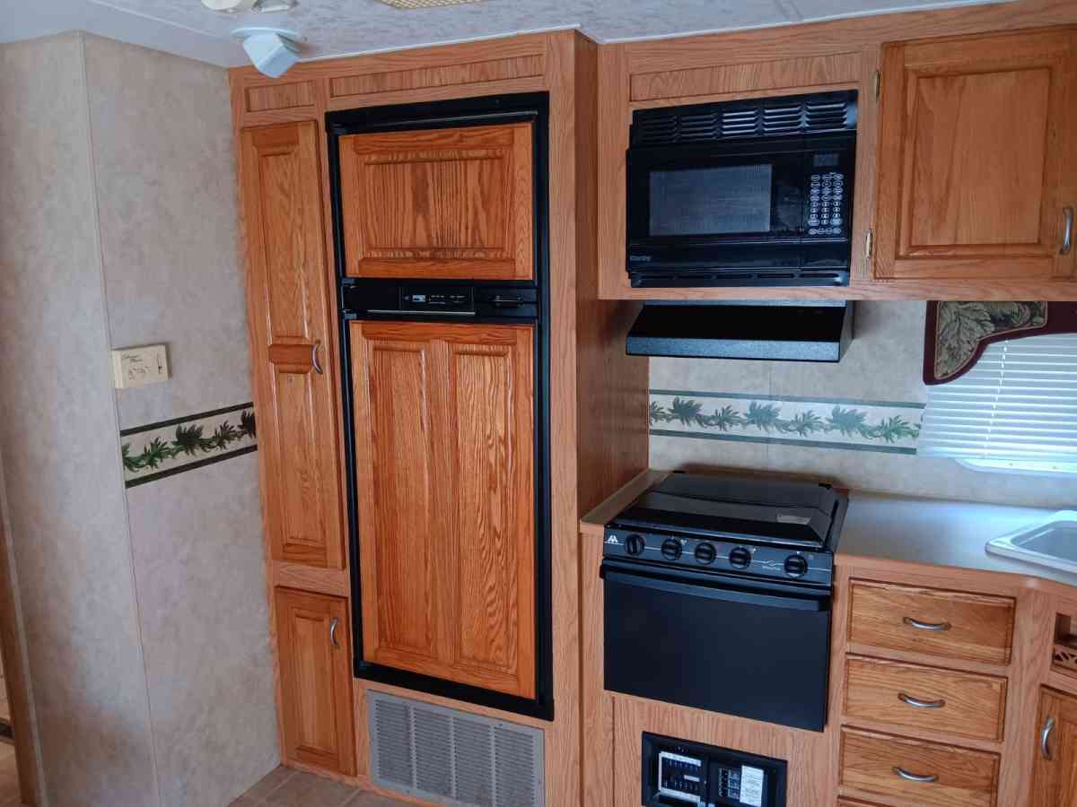 rv travel trailer - Orlando, Florida - FleaMarketBay