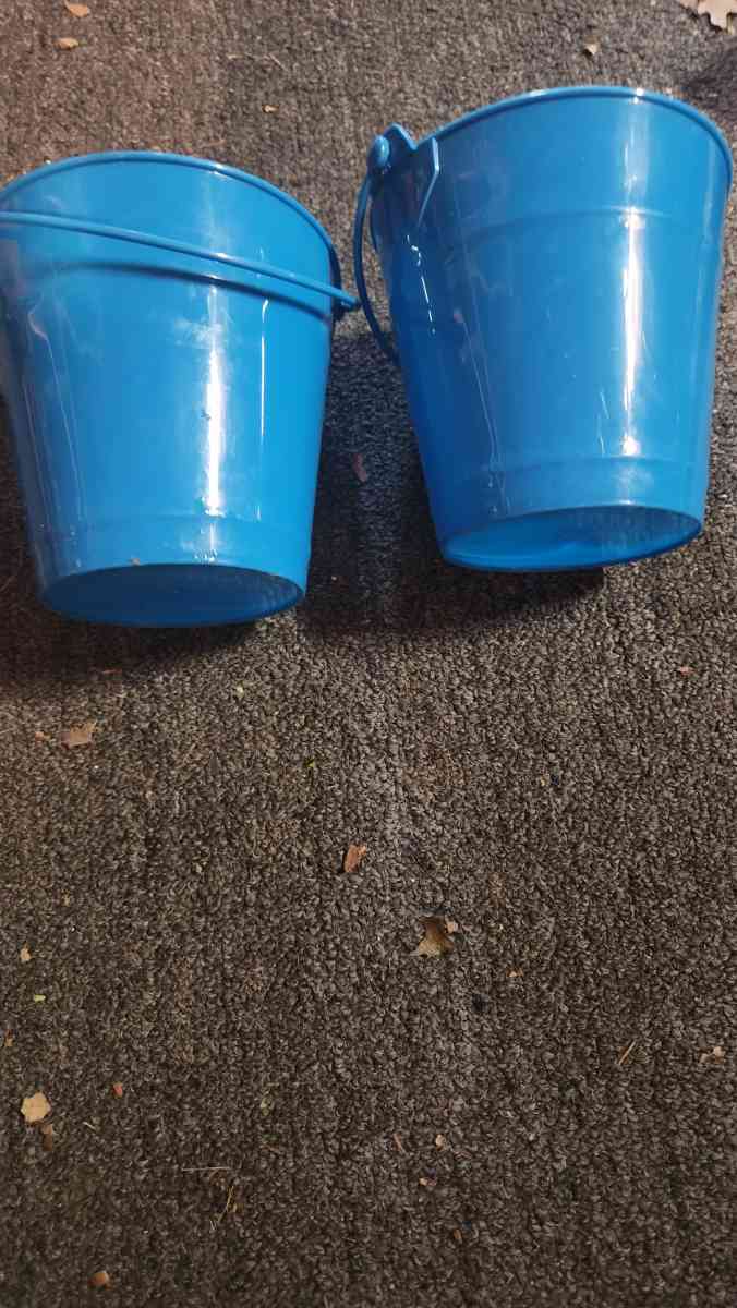 Small blue buckets perfect for pens on the desk - Hawley, Pennsylvania - FleaMarketBay