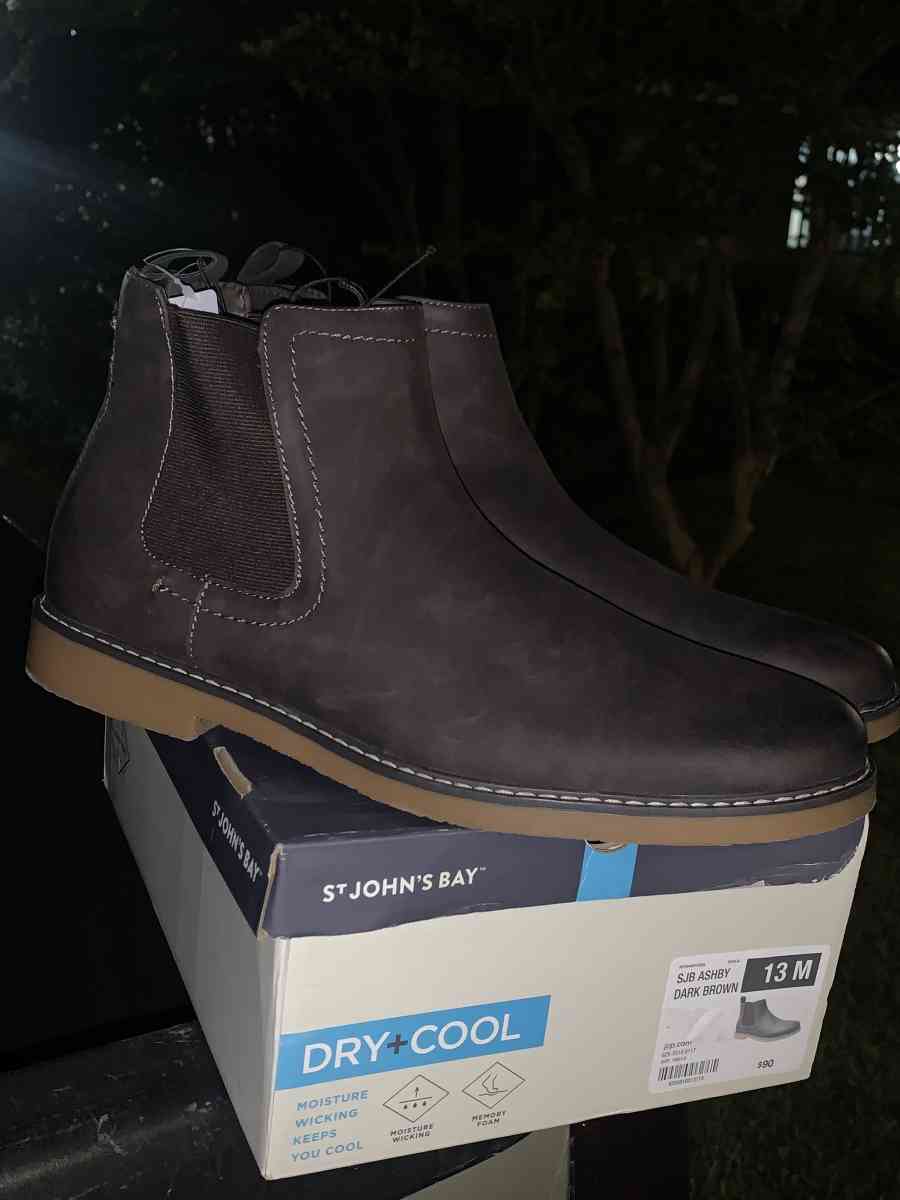 NEW SHOES 40 EACH ONE - Pasadena, Texas