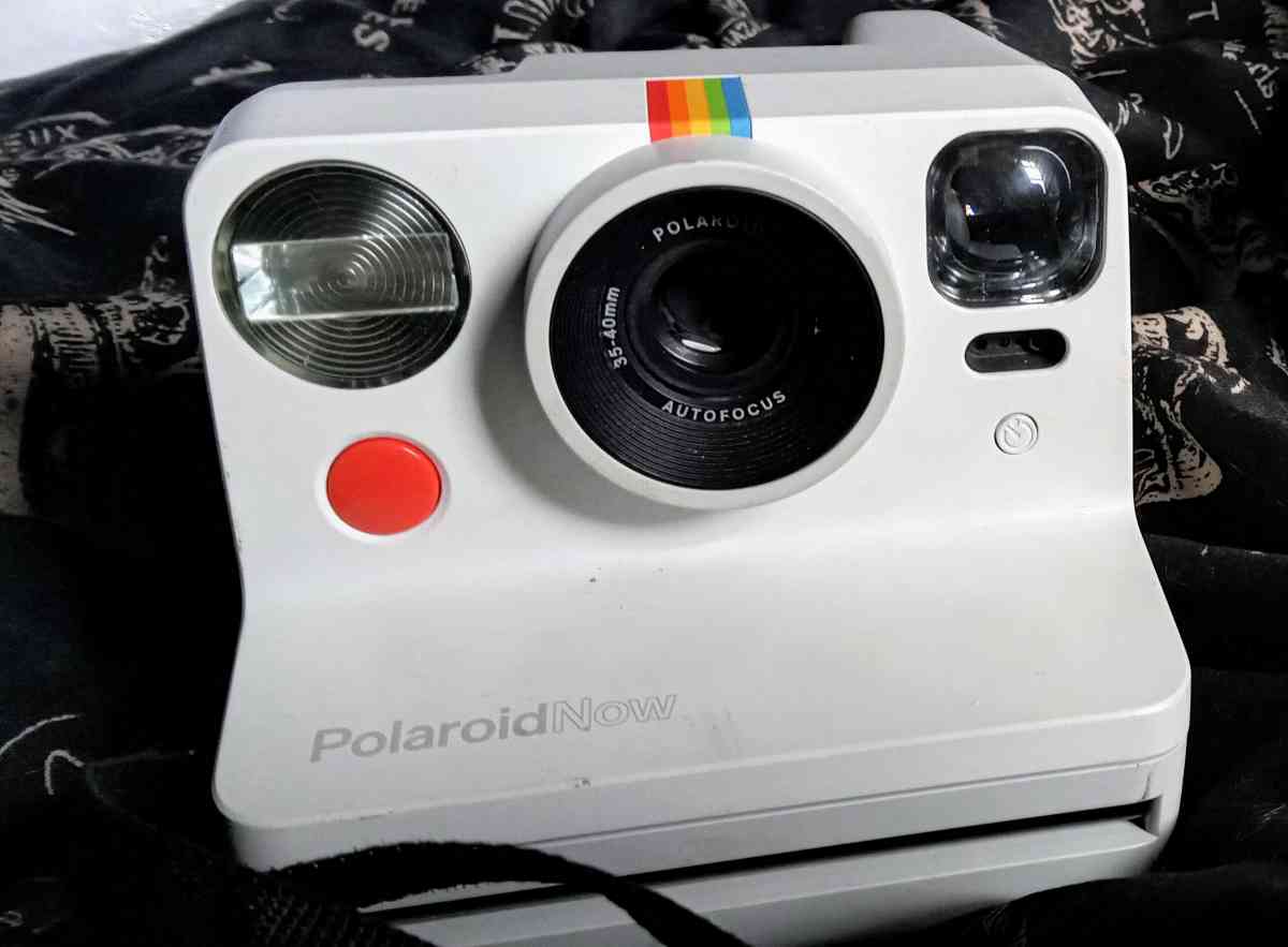 polaroid now instant film camera - Akron, Ohio