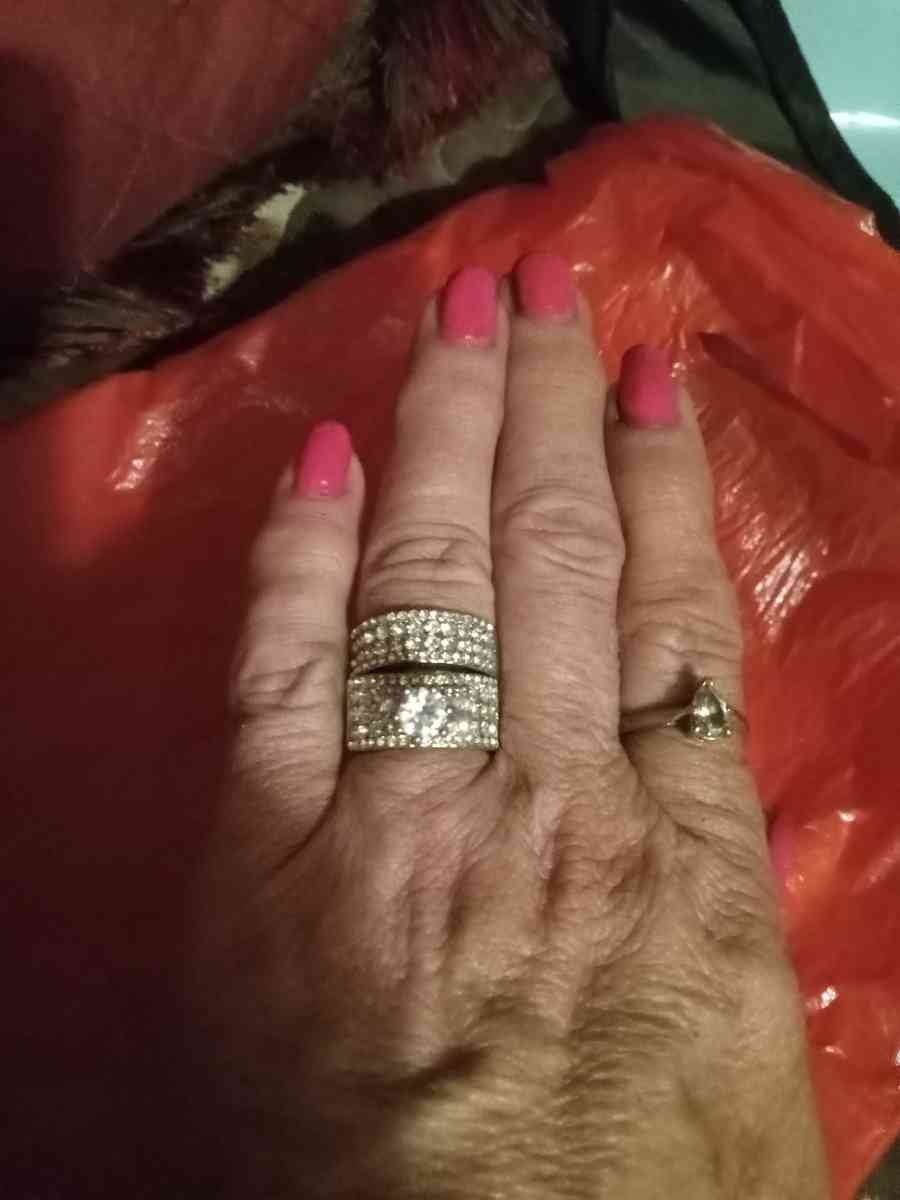 Silver ton wedding set cz sz7 Big and Pretty - Alicia, Arkansas