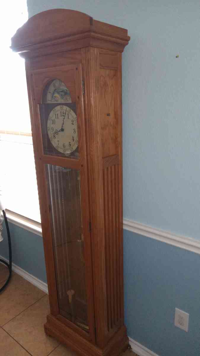 Ridgeway Grandfather Clock Oak Wood Furniture Collectible - San Antonio, Texas - FleaMarketBay