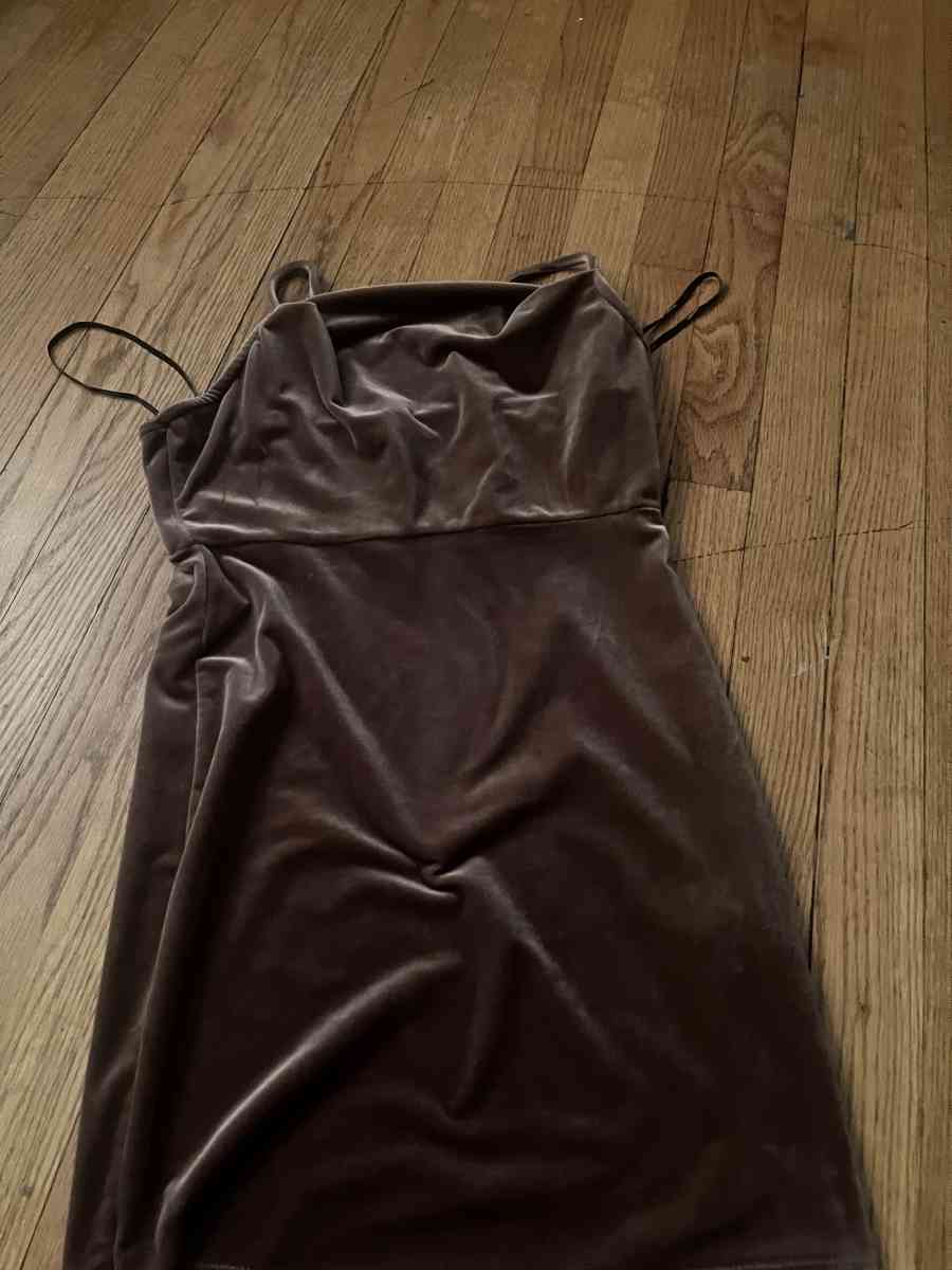 dresses - Addieville, Illinois - FleaMarketBay