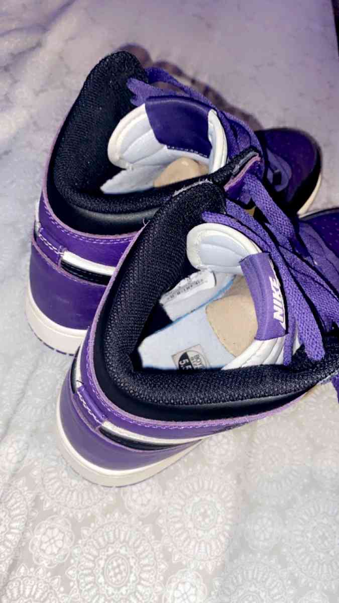 Jordan 1s purple - Crowley, Texas - FleaMarketBay