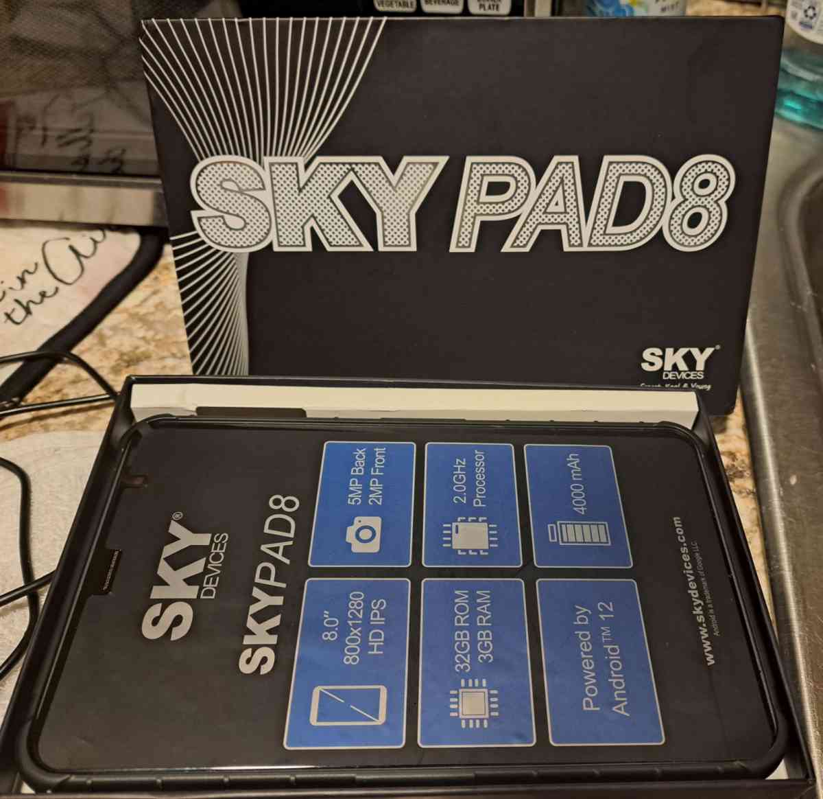 skypad 8 with Otterbein case - Cincinnati, Ohio - FleaMarketBay