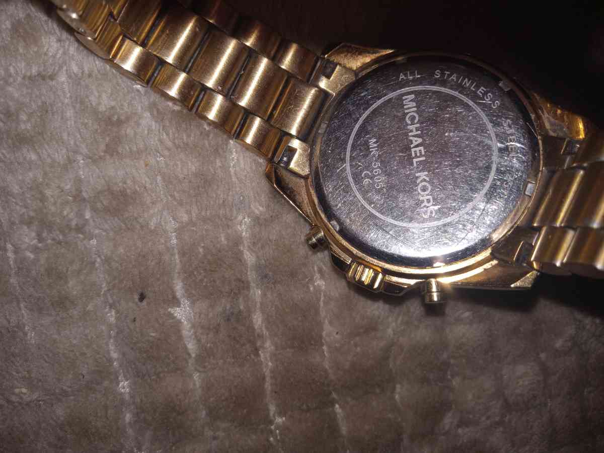 Michael kors watch - Highlands, Texas - FleaMarketBay